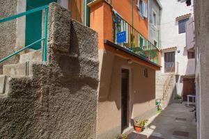 Apartment Lena, Црес