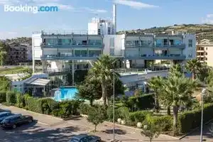 Seapark Spa Resort, Джулианова