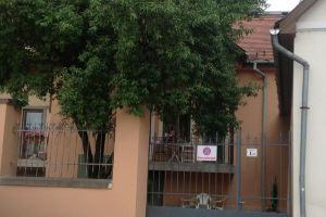 Balàzs Apartman, Эгер