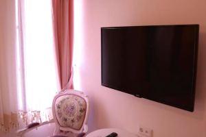 Maya Hotel Studio D, Измир