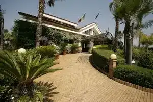Hotel Leucosya, Казаль-Велино