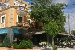 Yiannis Apartments, Янина