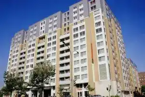 Hotel Faubourg Montreal Centre-Ville Downtown, Монреаль