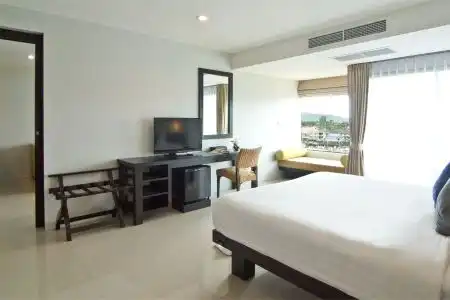 Palmyra Patong Resort Phuket - Sha Extra Plus - 17