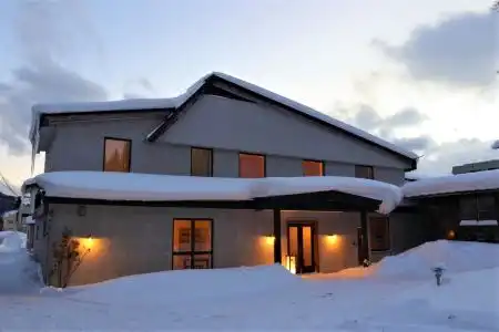 haluta hakuba - 0