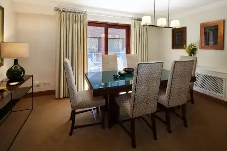 Cheval Knightsbridge - 100