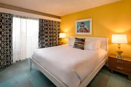 La Jolla Cove Suites - 14