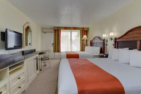 Seralago & Suites Main Gate East - 3