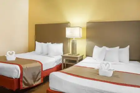 Floridays Orlando Two & Three Bed Rooms Condo Resort - 13