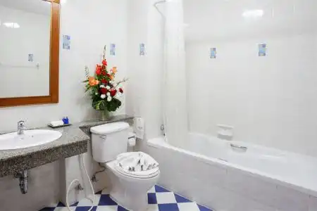 Palmyra Patong Resort Phuket - Sha Extra Plus - 43