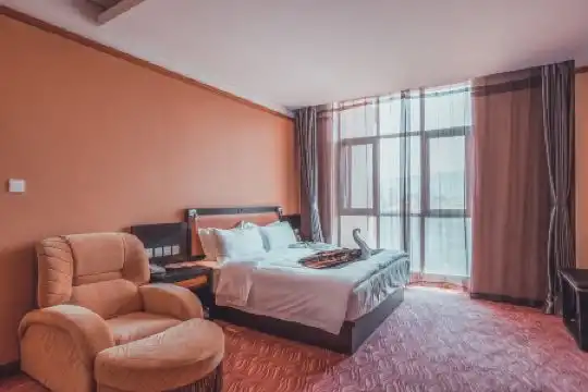 Maple Palace - 7