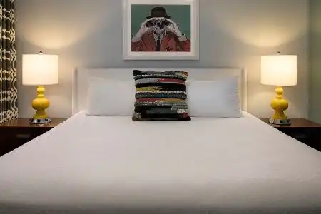 La Jolla Cove Suites - 10