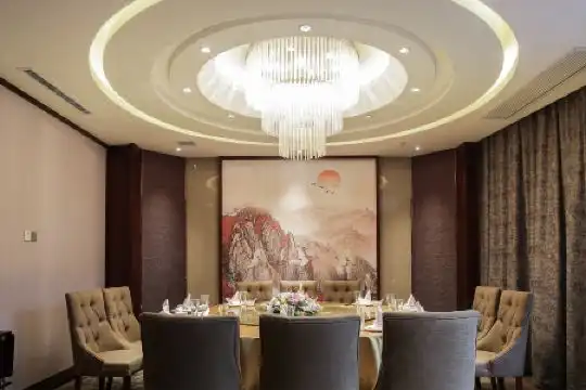 Nanjing New Era - 9