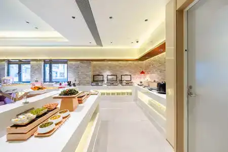 GreenTree Inn Pudong Airport Huaxia East Road Lingkong Road Metro Station Express - 10