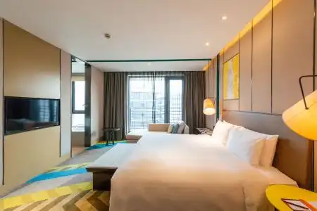 MiniMax Premier Shanghai Hongqiao - 84
