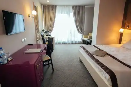 Continental - 19