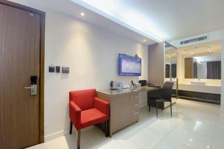 The Luxe - 3