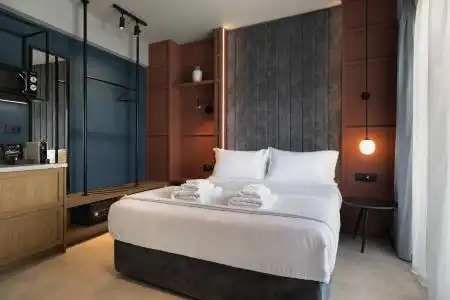 Magenta Luxury Suites - 14