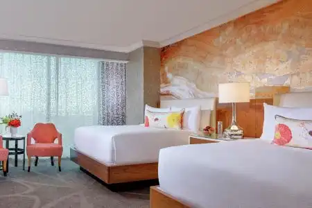 Mandalay Bay - 90