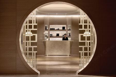 Langham Place Guangzhou - 10