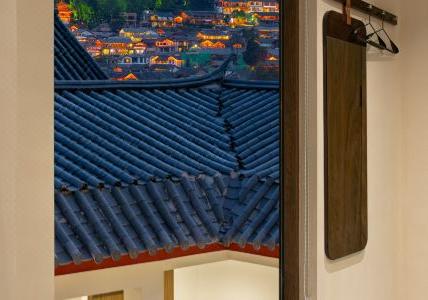 The Old Town of Lijiang Qixianwei Inn - 10