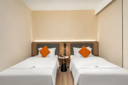 Guangzhou Homies - 12