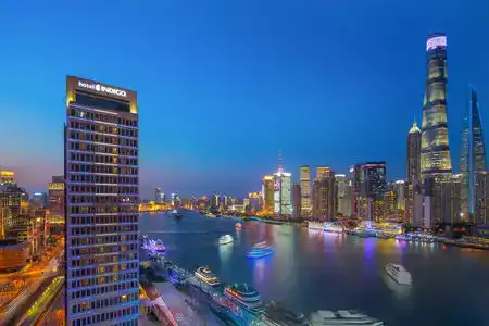 Artist on the Bund - 0