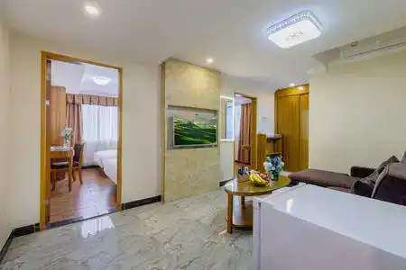 Guangzhou Compass - 4