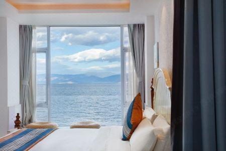 Dali Suwannatrara Sea View - 70