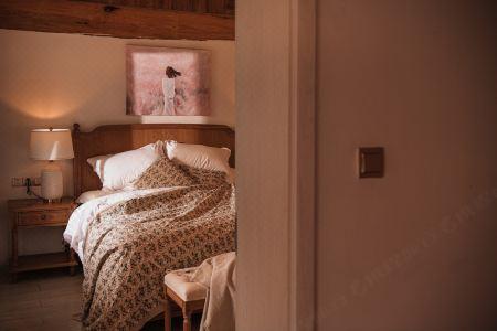Guanxin · Half a Mile | Monet Garden Inn Monet Garden - 30