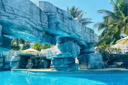 Sanya Yazhou Bay Resort, Curio Collection by Hilton - 5