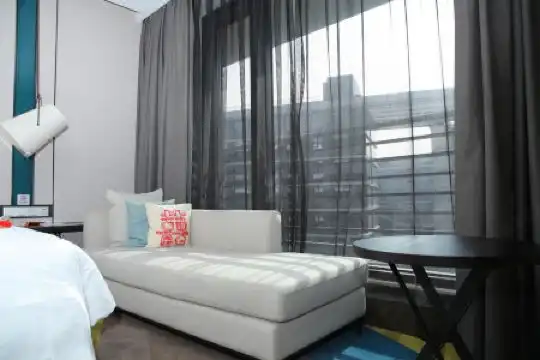 MiniMax Premier Shanghai Hongqiao - 94