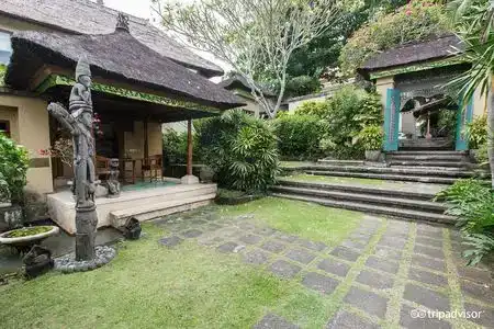 Alam Puri Art Museum & Spa - 5