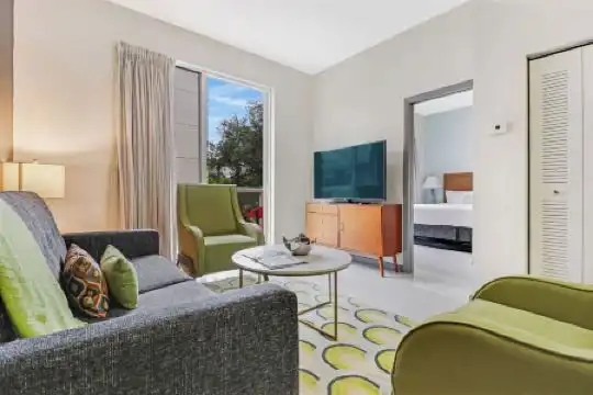 Habitat Brickell I Sextant - 144