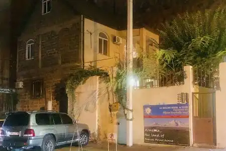 All Seasons От Hostelandtours - 2