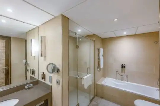 Hili Rayhaan by Rotana - 40