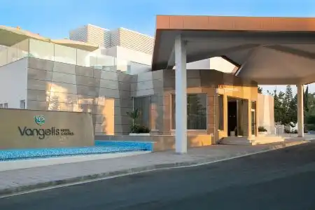 Emerald Suites - 6
