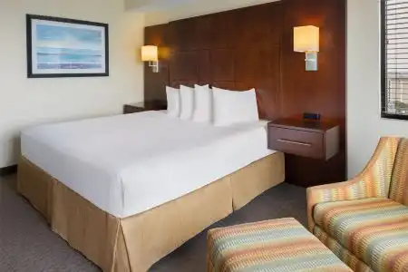 Ramada Plaza Resort & Suites By Wyndham Orlando International Drive - 58