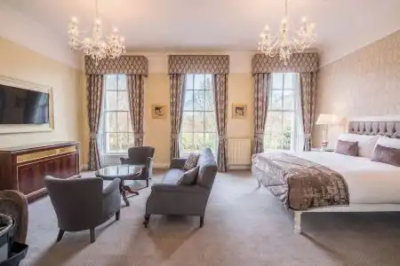 Stauntons on the Green - 2