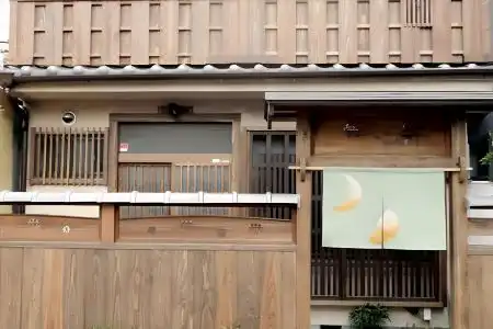 Higashiyama - 4