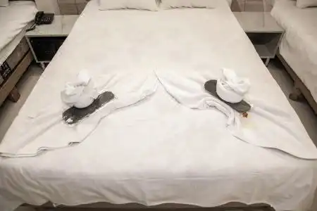 Gul Otel - 63