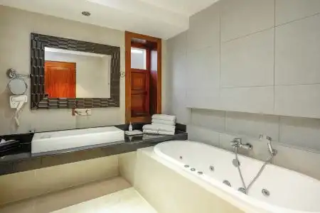 Amaya Lake Dambulla - 41