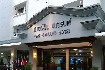Merlin Grand - 5