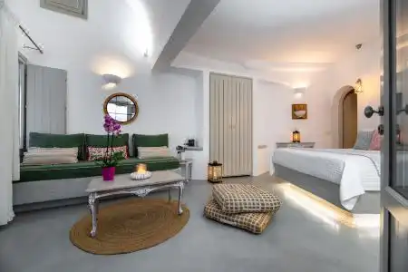 Kima Oia Suites - 78