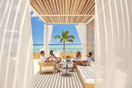 Outrigger Reef Waikiki Beach Resort - 81