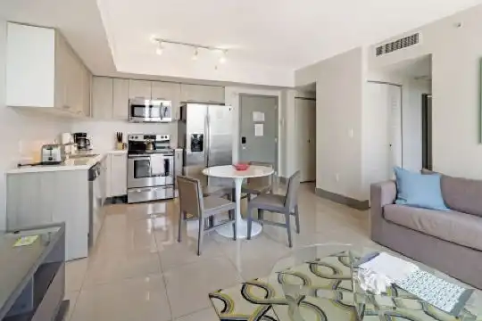 Habitat Brickell I Sextant - 171