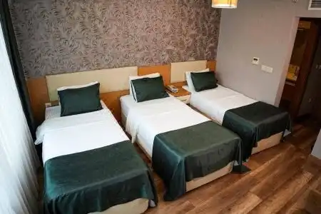 Lort Otel - 21
