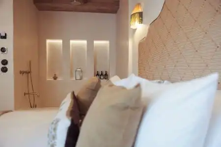 Nomad & Spa - 12