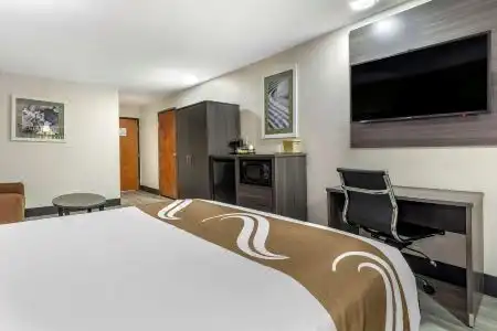 Quality Inn & Suites I-20 - 19