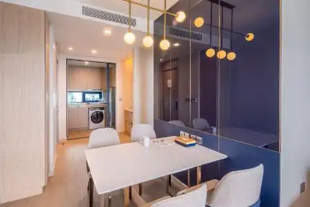 S Sriracha & Residence - 94